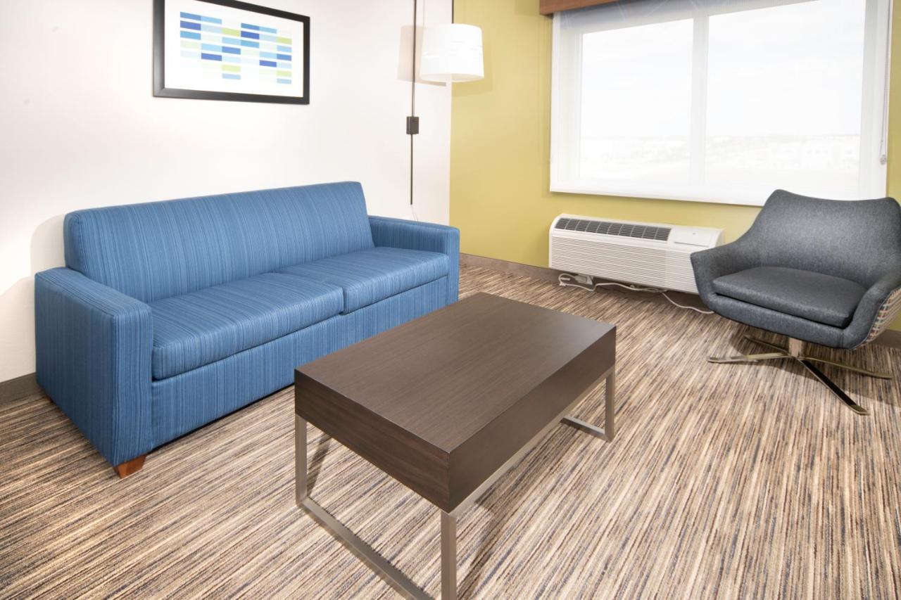 Holiday Inn Express & Suites - Fort Myers Airport By Ihg Exterior foto