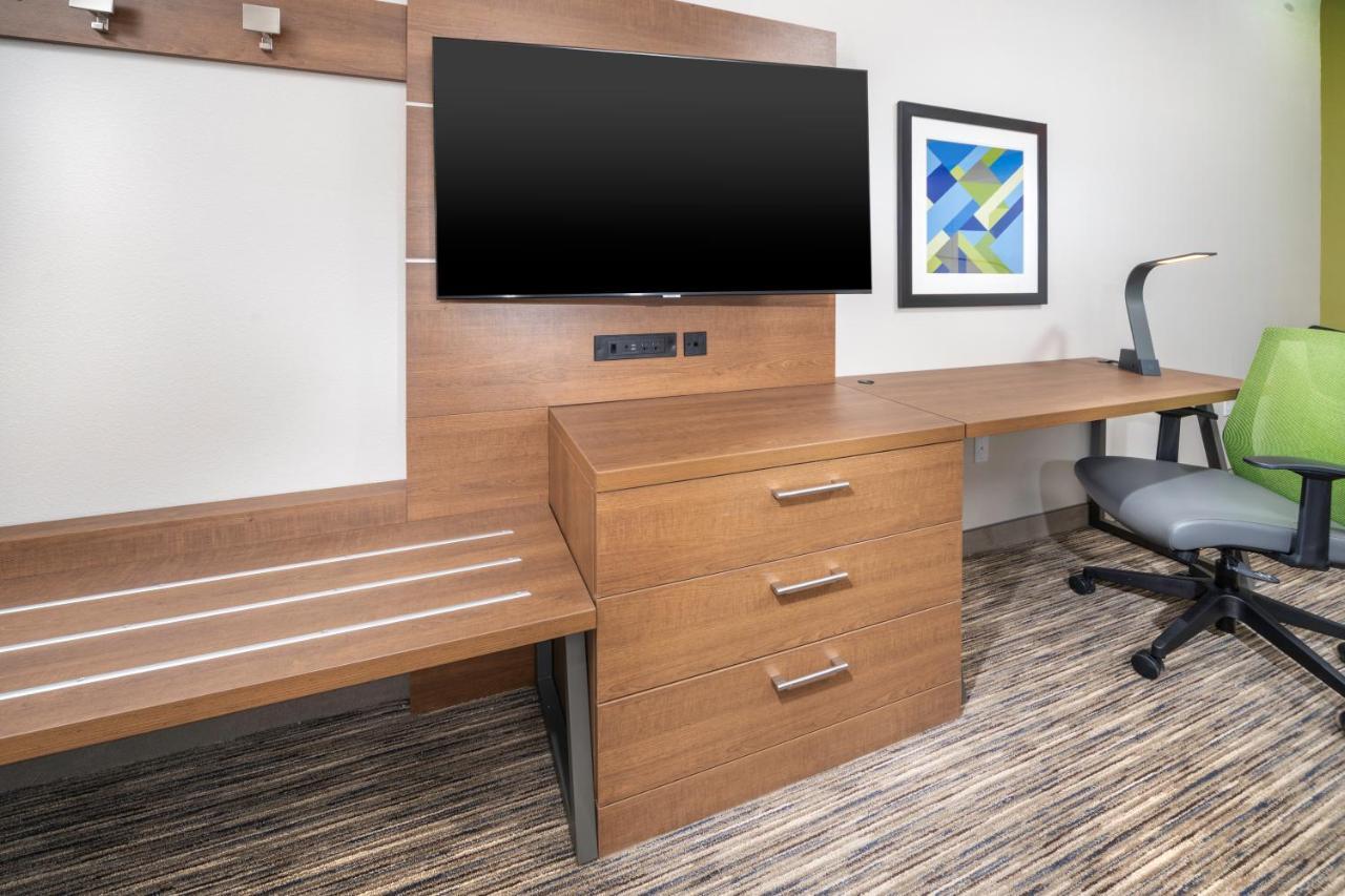 Holiday Inn Express & Suites - Fort Myers Airport By Ihg Exterior foto